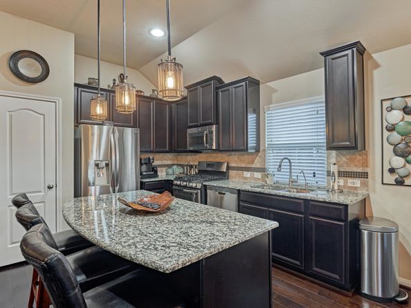 2611 Cedar Path Lane, Conroe TX 77385