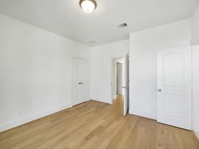 1103 Western Edge Drive, Houston TX 77008