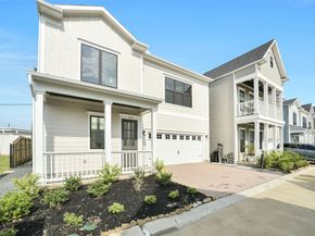 1103 Western Edge Drive, Houston TX 77008