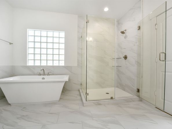 1103 Western Edge Drive, Houston TX 77008