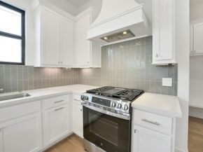 1103 Western Edge Drive, Houston TX 77008