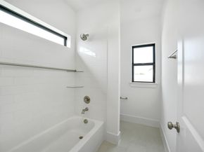 1103 Western Edge Drive, Houston TX 77008