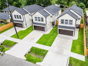 10512 Exeter Street, Houston TX 77093