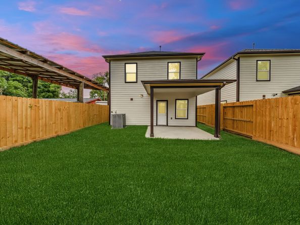 10512 Exeter Street, Houston TX 77093