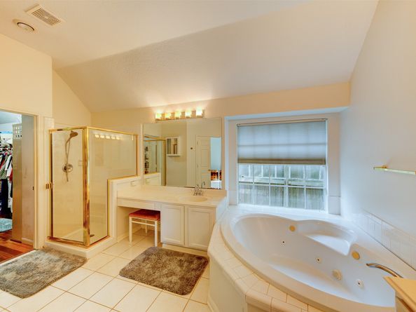 3910 Sand Myrtle Drive, Houston TX 77059