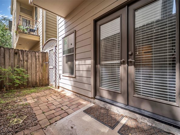 542 Bomar Street, Houston TX 77006