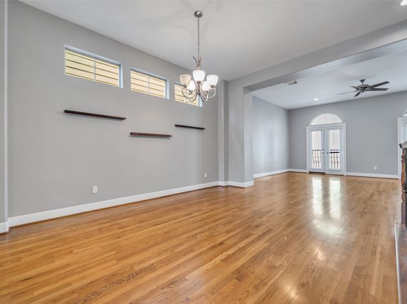 542 Bomar Street, Houston TX 77006