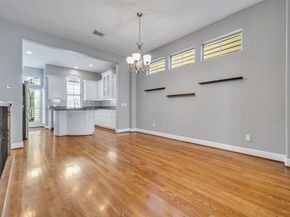 542 Bomar Street, Houston TX 77006
