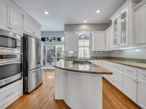 542 Bomar Street, Houston TX 77006