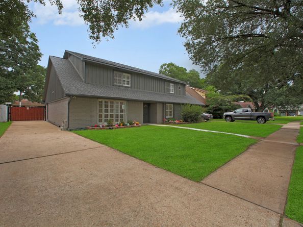 15815 Baytree Drive, Houston TX 77070