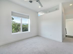 1170 W 19th Street, Houston TX 77008