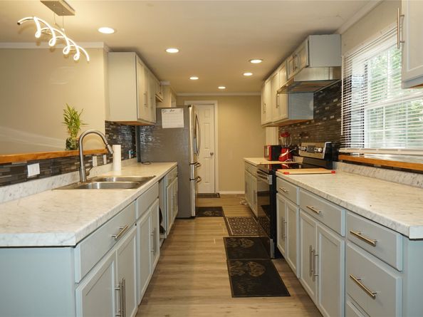 11822 Bandlon Drive, Houston TX 77072