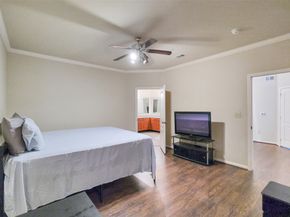 1711 Old Spanish Trail 128, Houston TX 77054