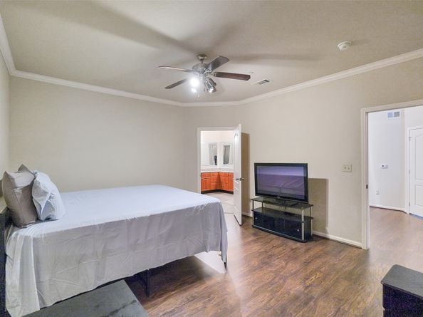 1711 Old Spanish Trail 128, Houston TX 77054