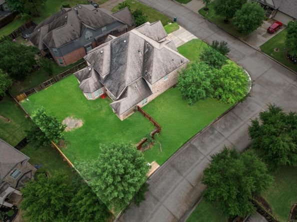 1840 Leela Springs Drive, Conroe TX 77304