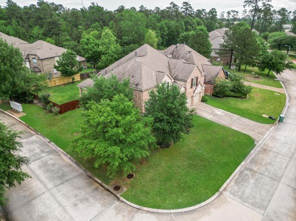 1840 Leela Springs Drive, Conroe TX 77304