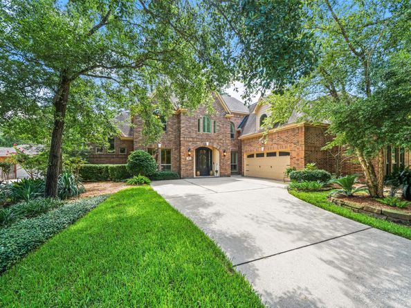 23 N Morning Cloud Circle, The Woodlands TX 77381