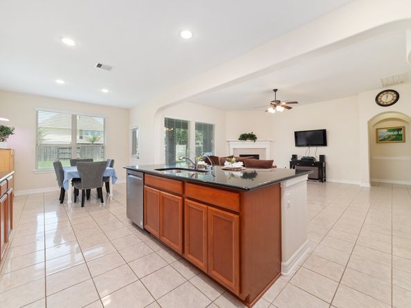 11114 Raiselands Drive, Richmond TX 77407