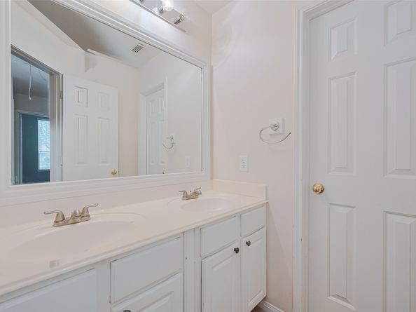 11110 Cliffrose Court, Houston TX 77089