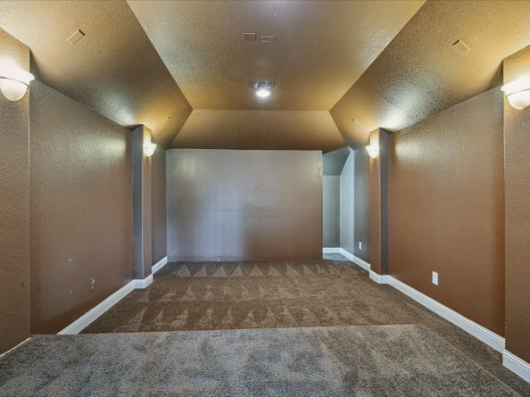 27 Tioga Place, The Woodlands TX 77375