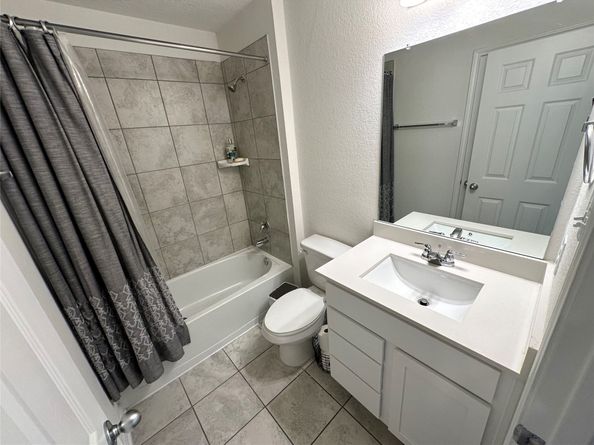 11608 Moonstruck Lane, Houston TX 77048