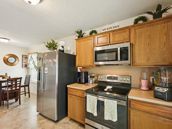 8718 Black Cliff Lane Lane, Houston TX 77075