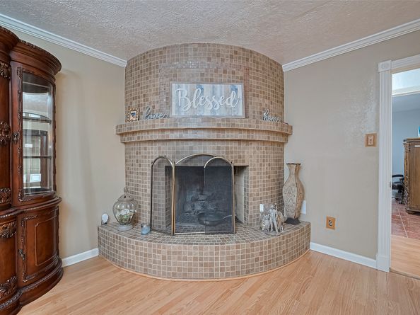 8107 Dillon Street, Houston TX 77061