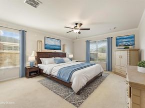 4722 Lunsford Hollow Lane, Friendswood TX 77546
