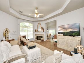 70 N Lace Arbor Drive, The Woodlands TX 77382