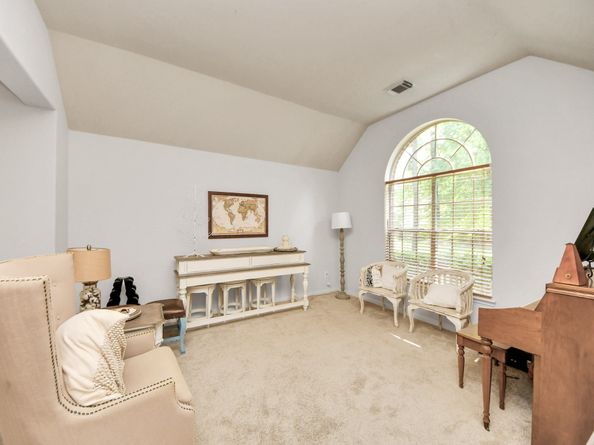 70 N Lace Arbor Drive, The Woodlands TX 77382