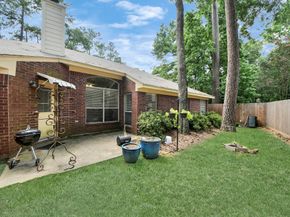 70 N Lace Arbor Drive, The Woodlands TX 77382