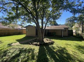 5939 Belarbor Street, Houston TX 77033