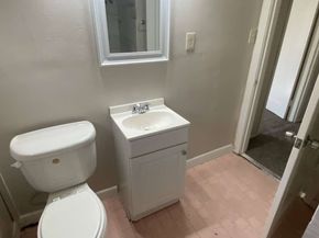 5939 Belarbor Street, Houston TX 77033