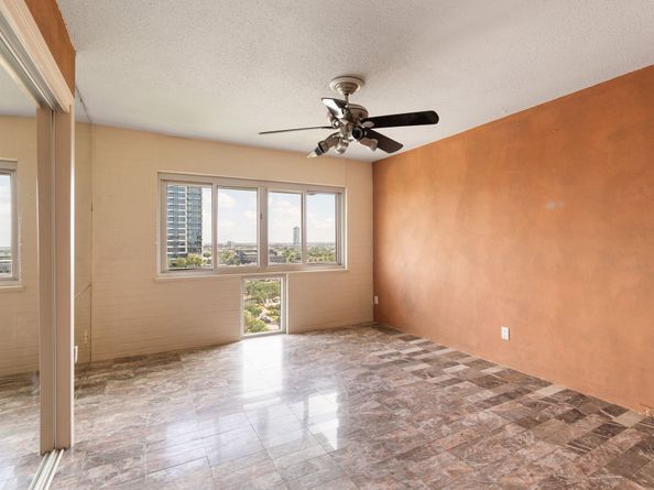 3600 Montrose Boulevard 1206, Houston TX 77006