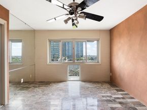 3600 Montrose Boulevard 1206, Houston TX 77006