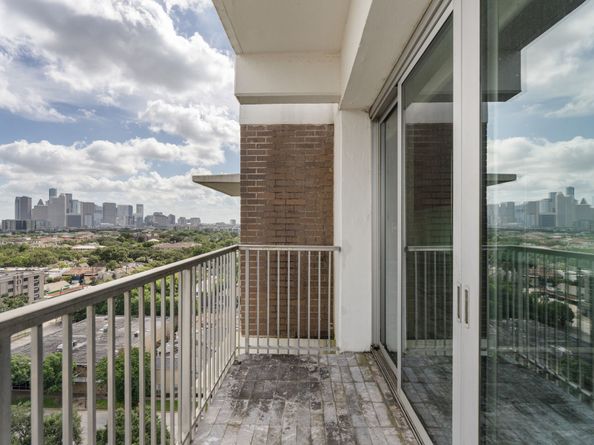 3600 Montrose Boulevard 1206, Houston TX 77006