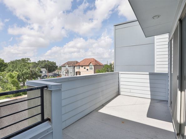 1414 Laird Street B, Houston TX 77008