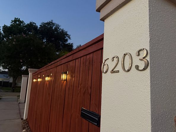 6203 Sedalia Street, Houston TX 77021
