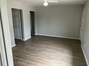 4913 Chennault Road, Houston TX 77033