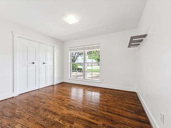 7811 Skyline Drive, Houston TX 77063
