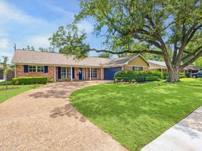 7811 Skyline Drive, Houston TX 77063