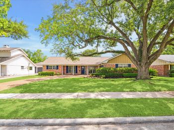 7811 Skyline Drive