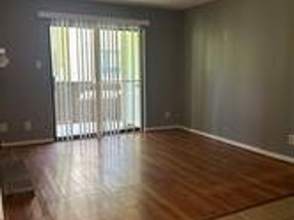 3500 Tangle Brush Drive 3, The Woodlands TX 77381