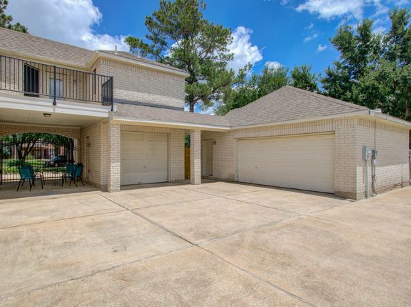 10711 Sea Myrtle Drive, Houston TX 77095