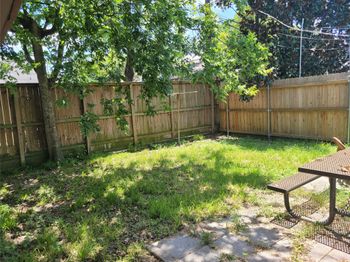 1032 Algregg Street