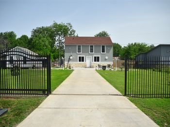275 Georgia Street