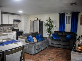 275 Georgia Street, Houston TX 77029