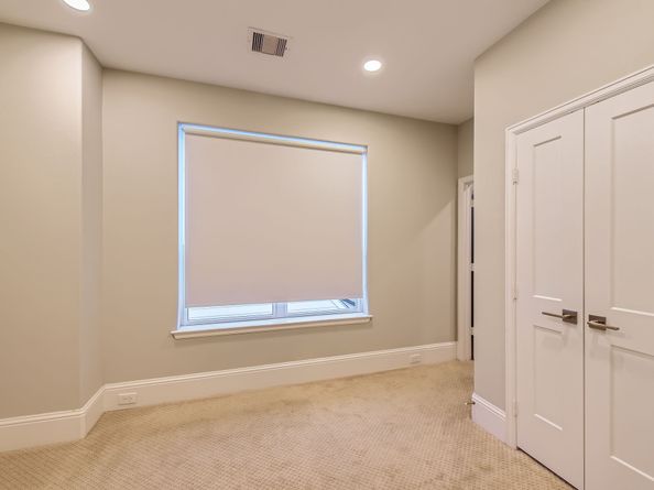 407 N Nagle Street E, Houston TX 77003