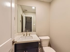 407 N Nagle Street E, Houston TX 77003