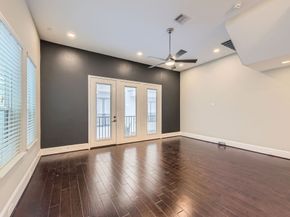 407 N Nagle Street E, Houston TX 77003